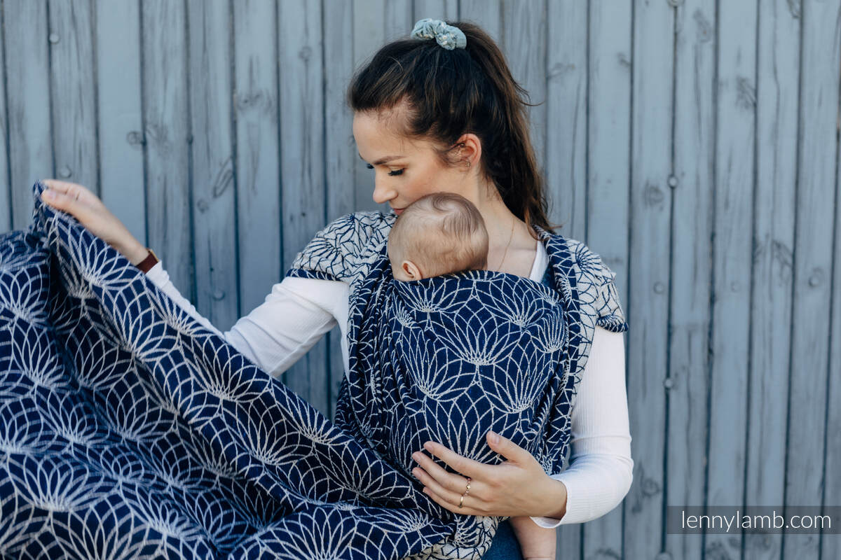 Żakardowa chusta do noszenia dzieci, splot kieszonkowy (61% bawełna, 39% jedwab tussah) - LOTOS - HARMONIA EDYCJA LIMITOWANA - rozmiar XS (3.6 m) #babywearing