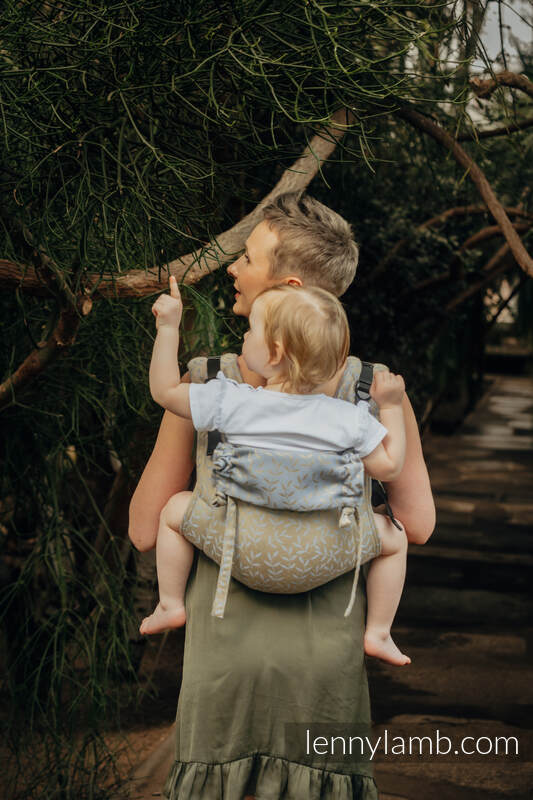 Lenny Buckle Onbuhimo baby carrier, standard size, jacquard weave (50% cotton, 50% bamboo viscose) - ENCHANTED NOOK - MARIGOLD #babywearing