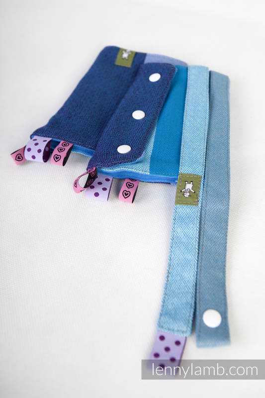 Drool Pads & Reach Straps Set, (60% cotton, 40% polyester) - FINNISH DIAMOND #babywearing