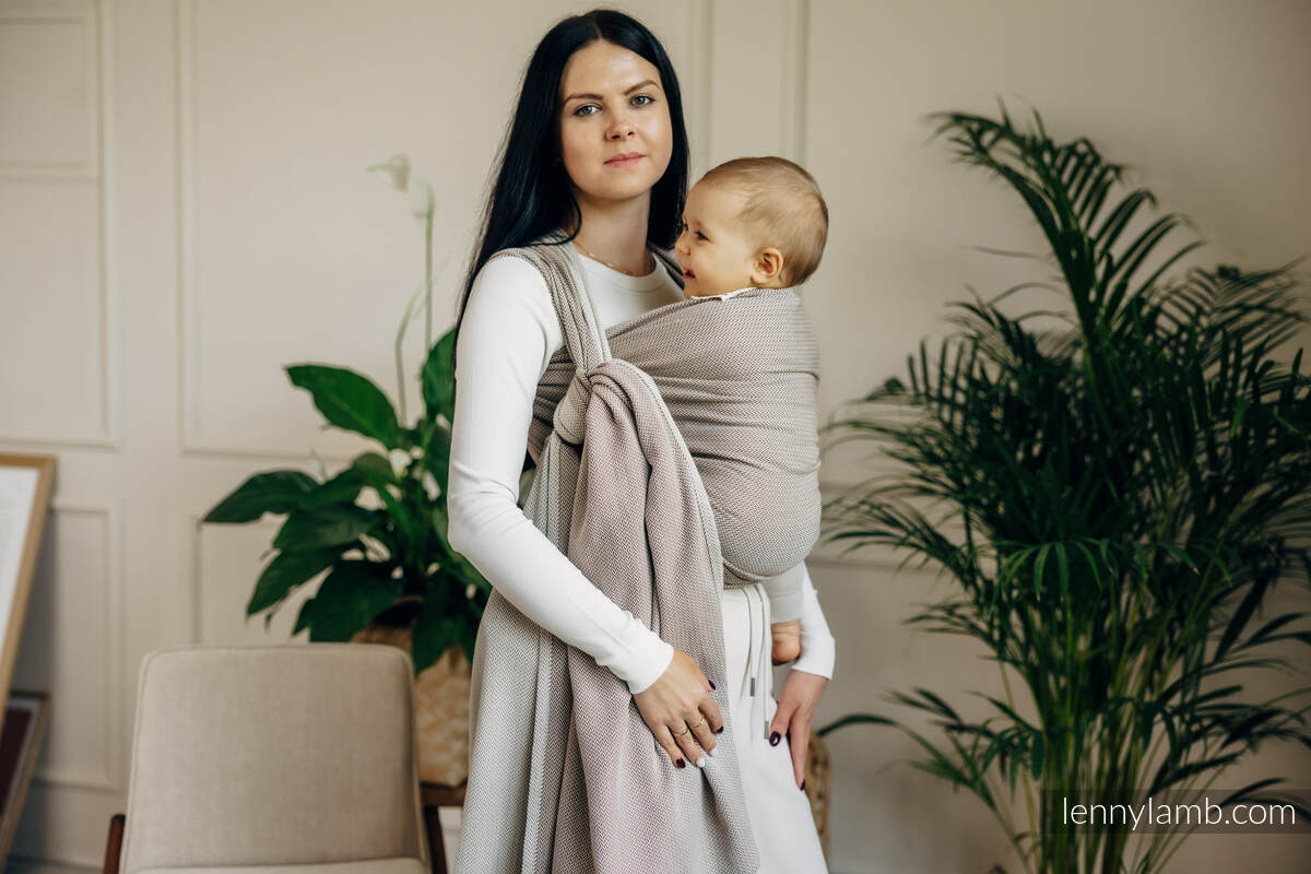 Fular Línea Básica, tejido Herringbone (100% algodón) - LITTLE HERRINGBONE ALMOND - talla S #babywearing