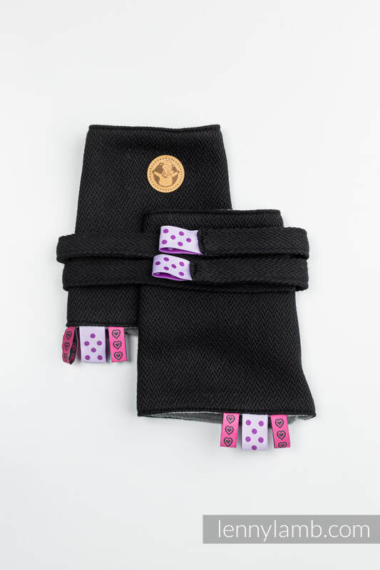 Drool Pads & Reach Straps Set, (60% cotton, 40% polyester) - LITTLE HERRINGBONE EBONY BLACK  #babywearing