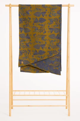 Baby Wrap, Jacquard Weave (45% tussah silk, 32% combed cotton, 19% merino wool, 4% cashmere) - EXPERIMENT no. 37 - size XS