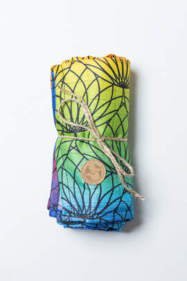 Couverture d’emmaillotage Maxi - RAINBOW LOTUS (grade B)