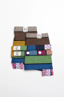 Drool Pads & Reach Straps Set, (60% cotton, 40% polyester) - CAROUSEL OF COLORS
