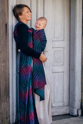 Vävd bärsjal, Storlek Storlek 4 (XS - 3,6 m), PEACOCK'S TAIL - BLACK OPAL 