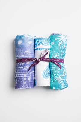 Zestaw Pieluszek Bambusowych -SYMFONIA ZORZA POLARNA, KRÓLOWA ŚNIEGU MAGICZNE JEZIORO, LUKROWA KORONKA TURKUS Z BIELĄ