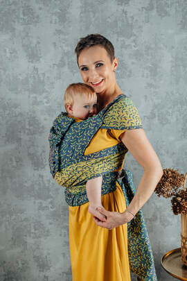 LennyHybrid Half Buckle Carrier, Standard Size, jacquard weave 100% cotton - ENCHANTED NOOK - IN BLOOM
