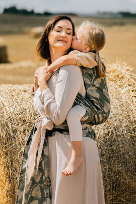 LennyHybrid Half Buckle Carrier, Preschool Size, jacquard weave 100% linen - VIRIDIFLORA - KHAKI