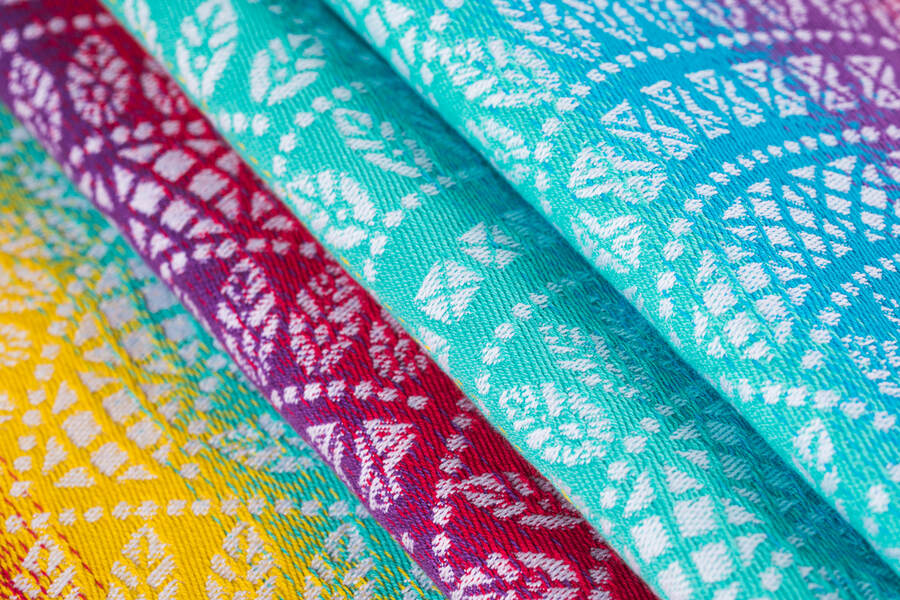 Peacocks Tail — Funfair