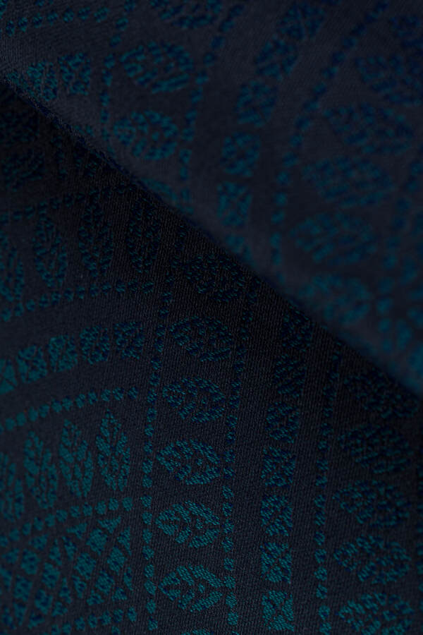 Peacocks Tail — Quantum