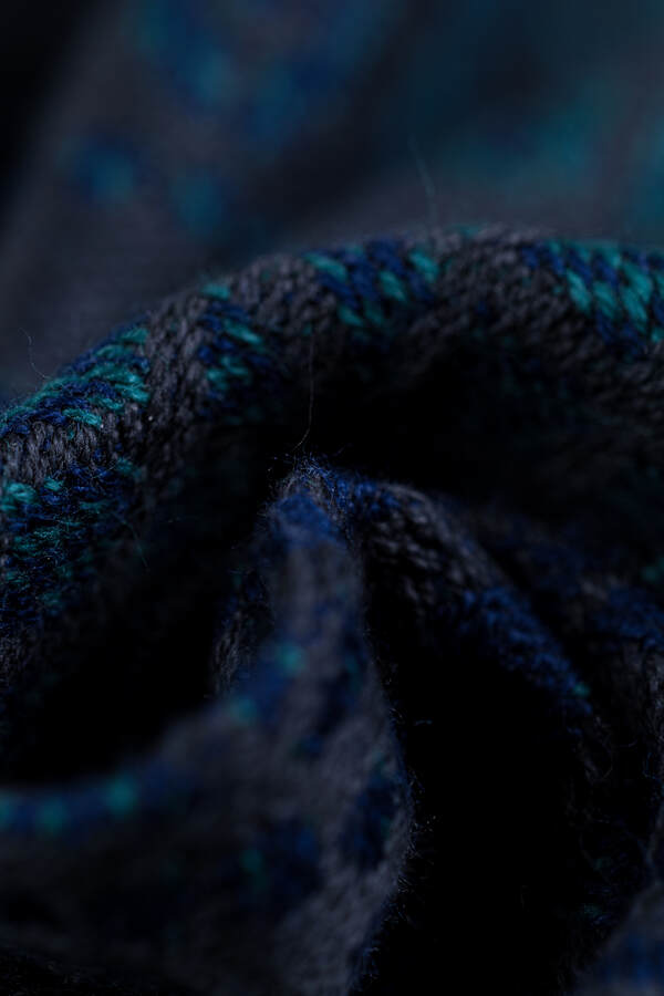 Peacocks Tail — Quantum